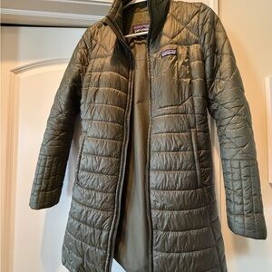 Patagonia Women's Green Puffer Coat